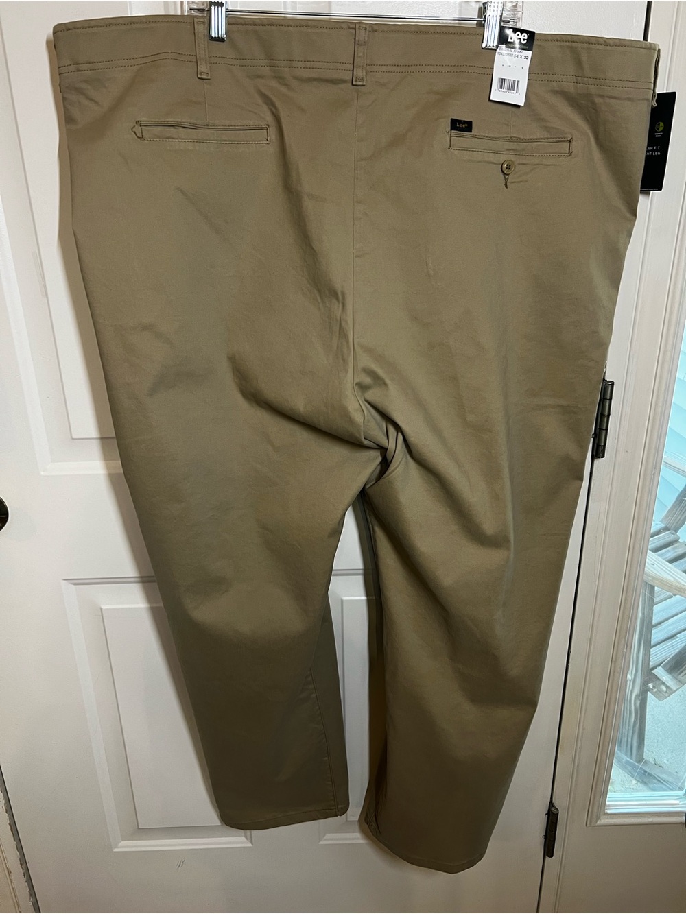 Lee Extreme Motion Big & Tall Khaki Pants 54x32 Regular Straight NWT - Picture 2 of 4